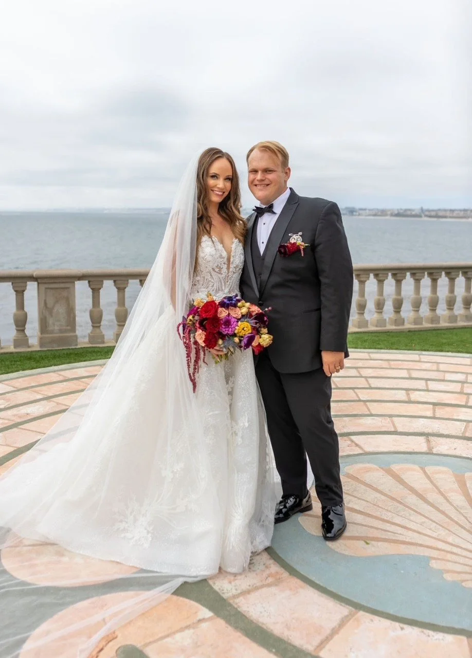 Art Deco style wedding with beautiful jewel tones