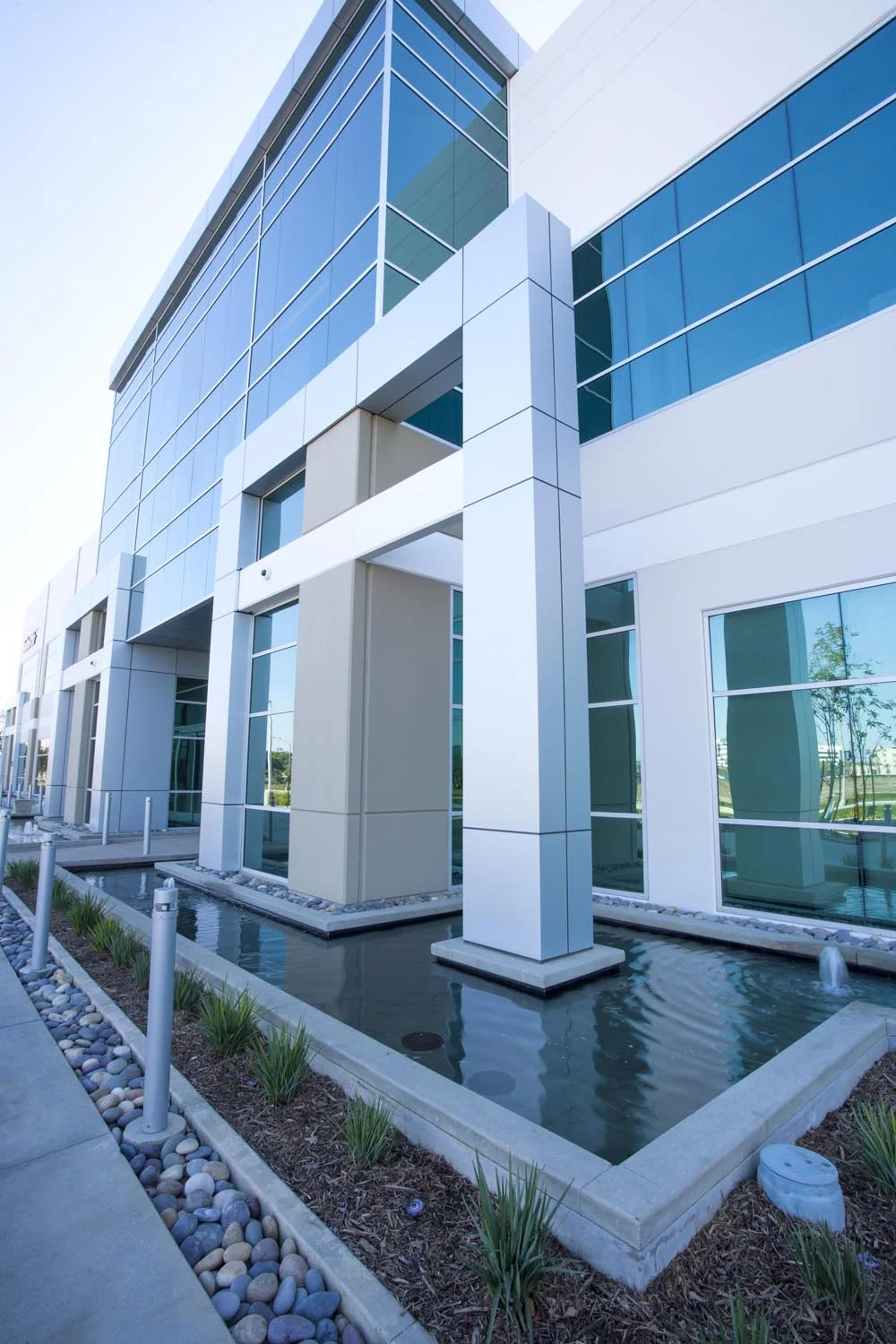 Industrial Corporate Headquarters — DRA Architects