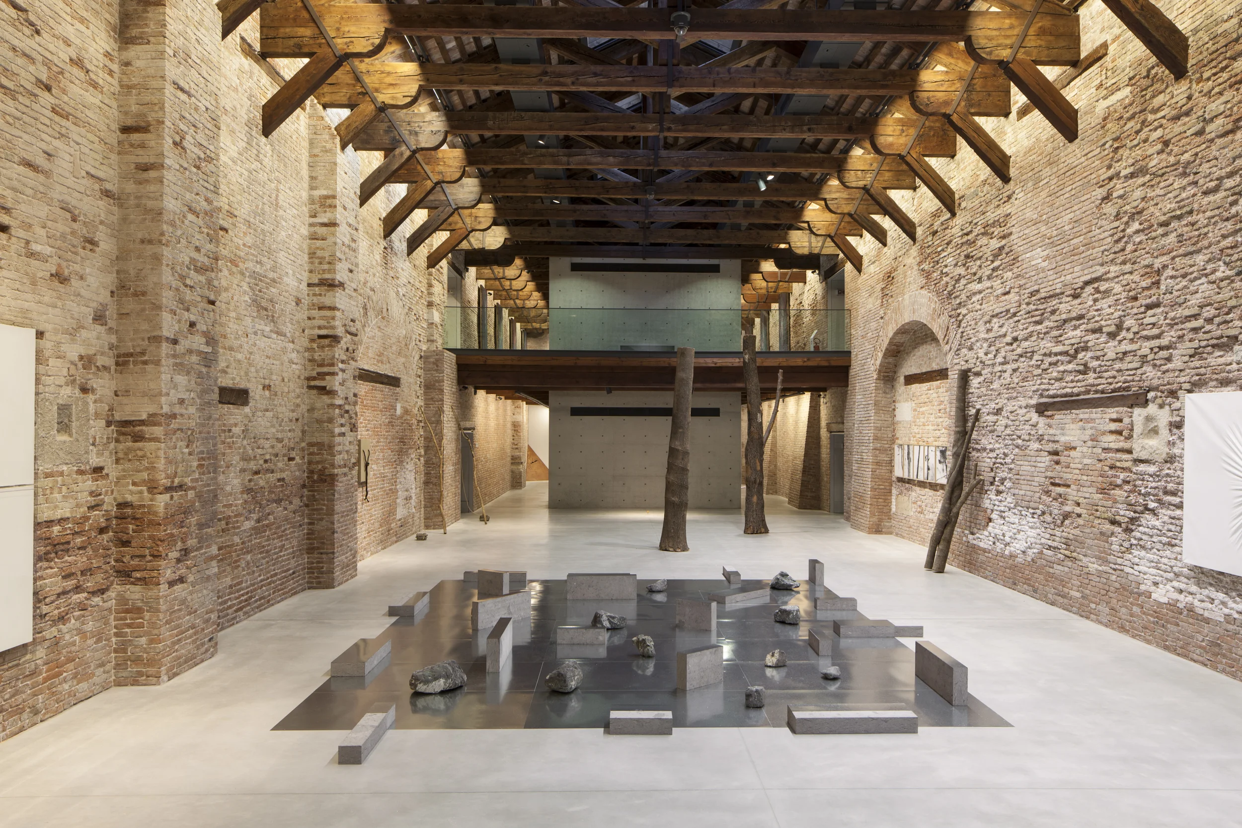 Kishio Suga, 'Gap of the Entrance to the Space', 1979/2012. Install view 'Prima Materia' 2013. 