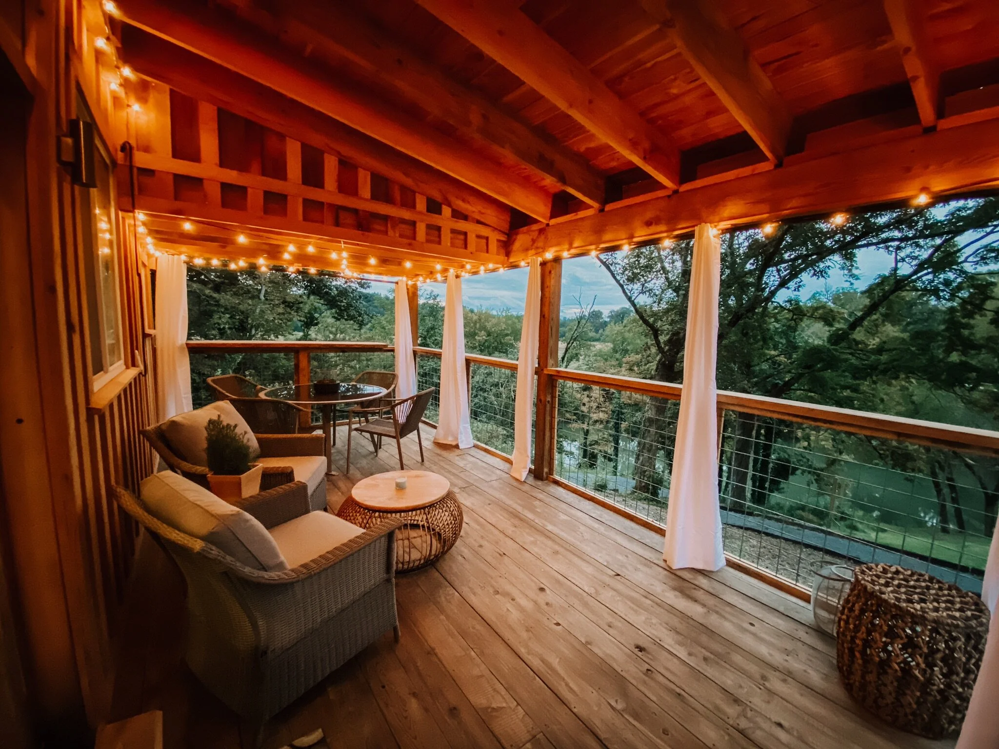 7 Great Airbnbs Near Winter-Friendly National Parks