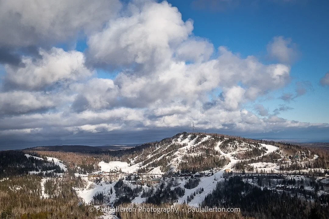 Ullr and Eagle Mtns, view from Moose Mtn.

#donorthmn #lutsen #skiandridemn #minnesota #onlyinmn #lutsenmountains #lutsenresort #minnesota