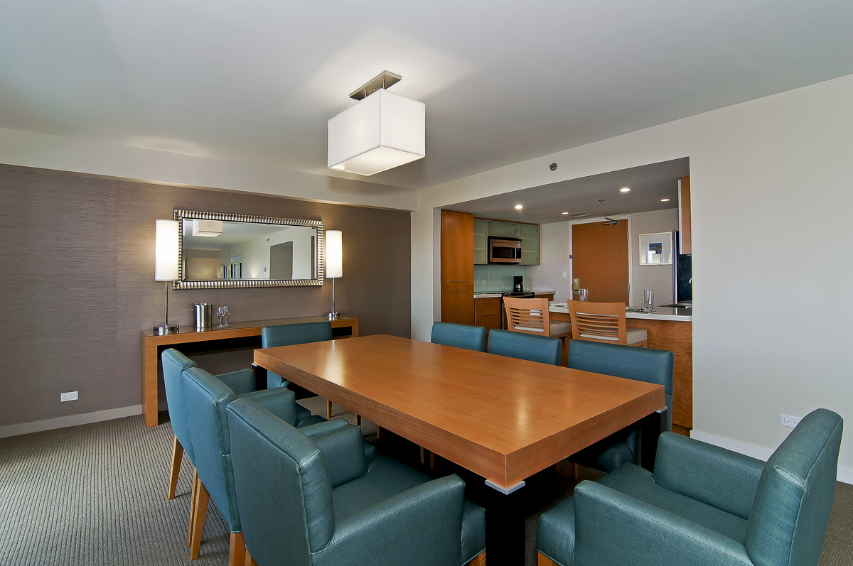 010 - Open2view ID4379 - 410 Atkinson Dr.jpg