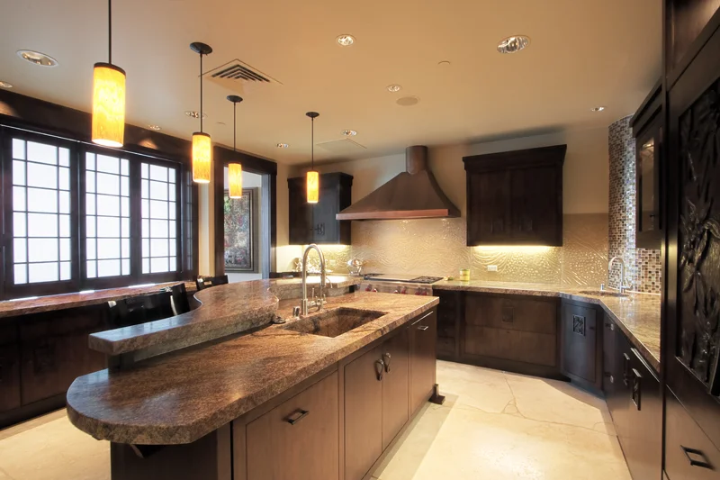 Kitchen_003_HDR copy.jpg