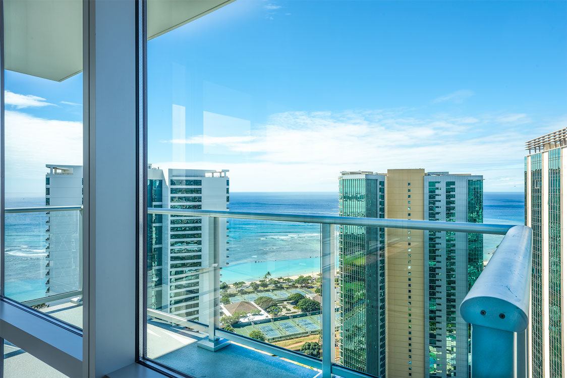Balcony West 2.jpg