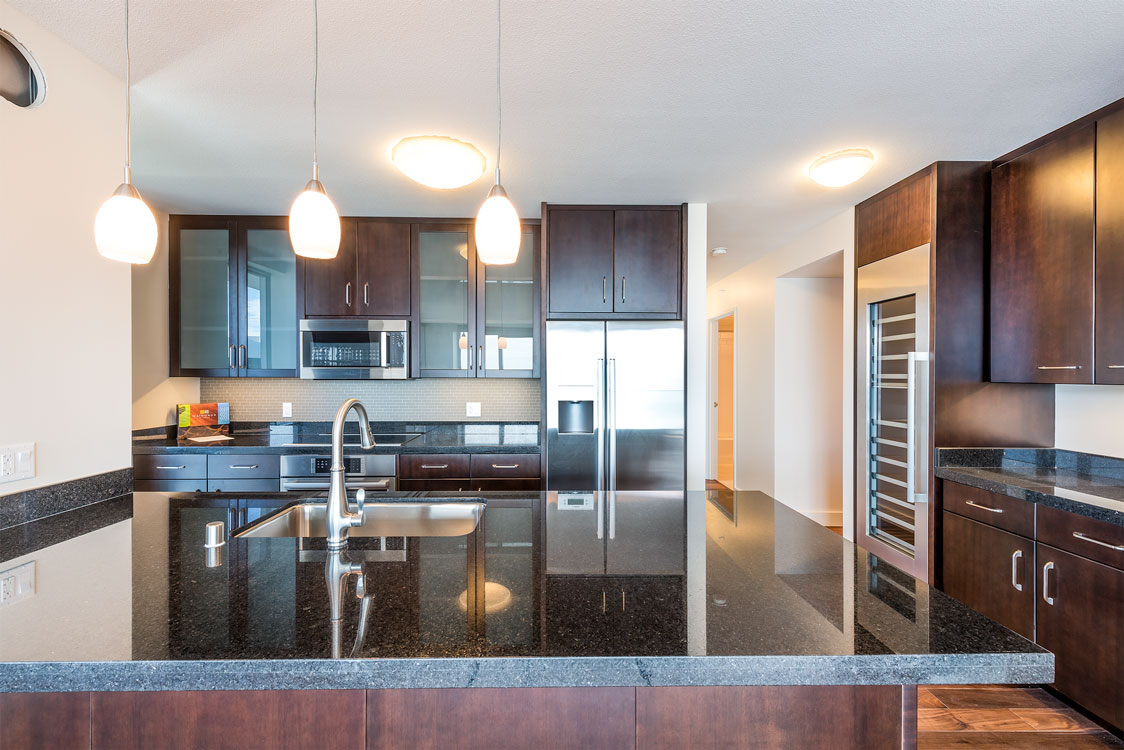 Kitchen 3.jpg