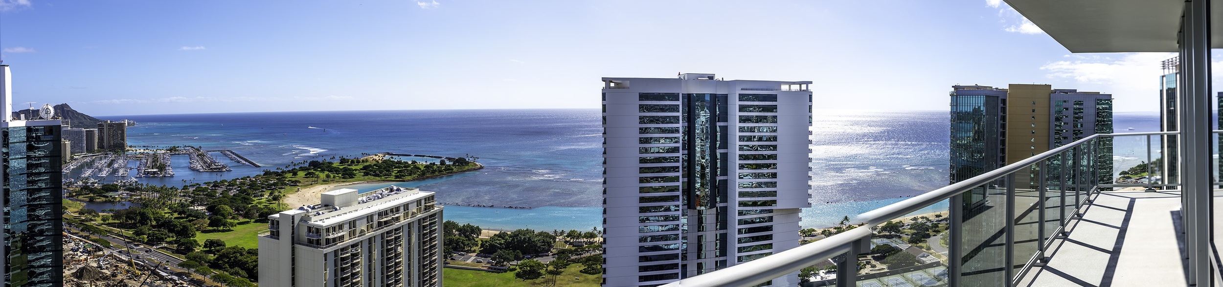 Waihonua Penthouse 4201 - Panoramic View 