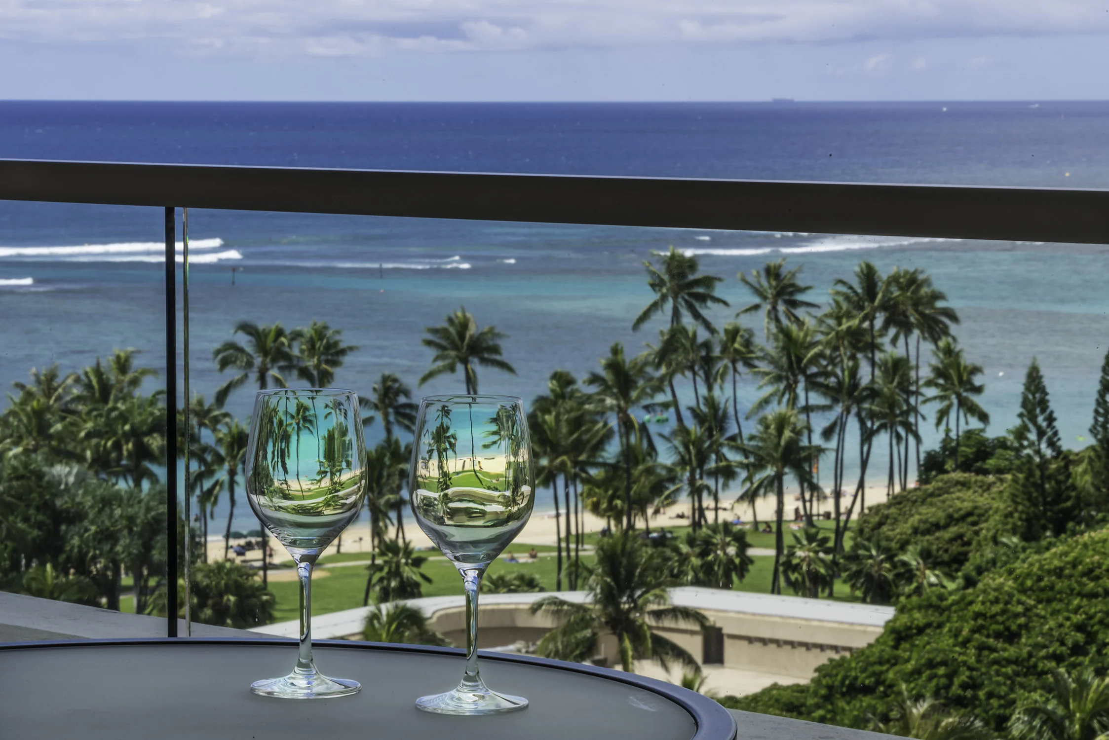 Waikiki Wine.jpg