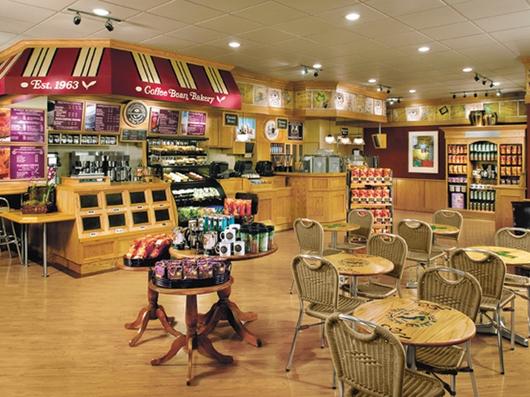 Photo: Coffee Bean and Tea Leaf Hawaii / Foodland