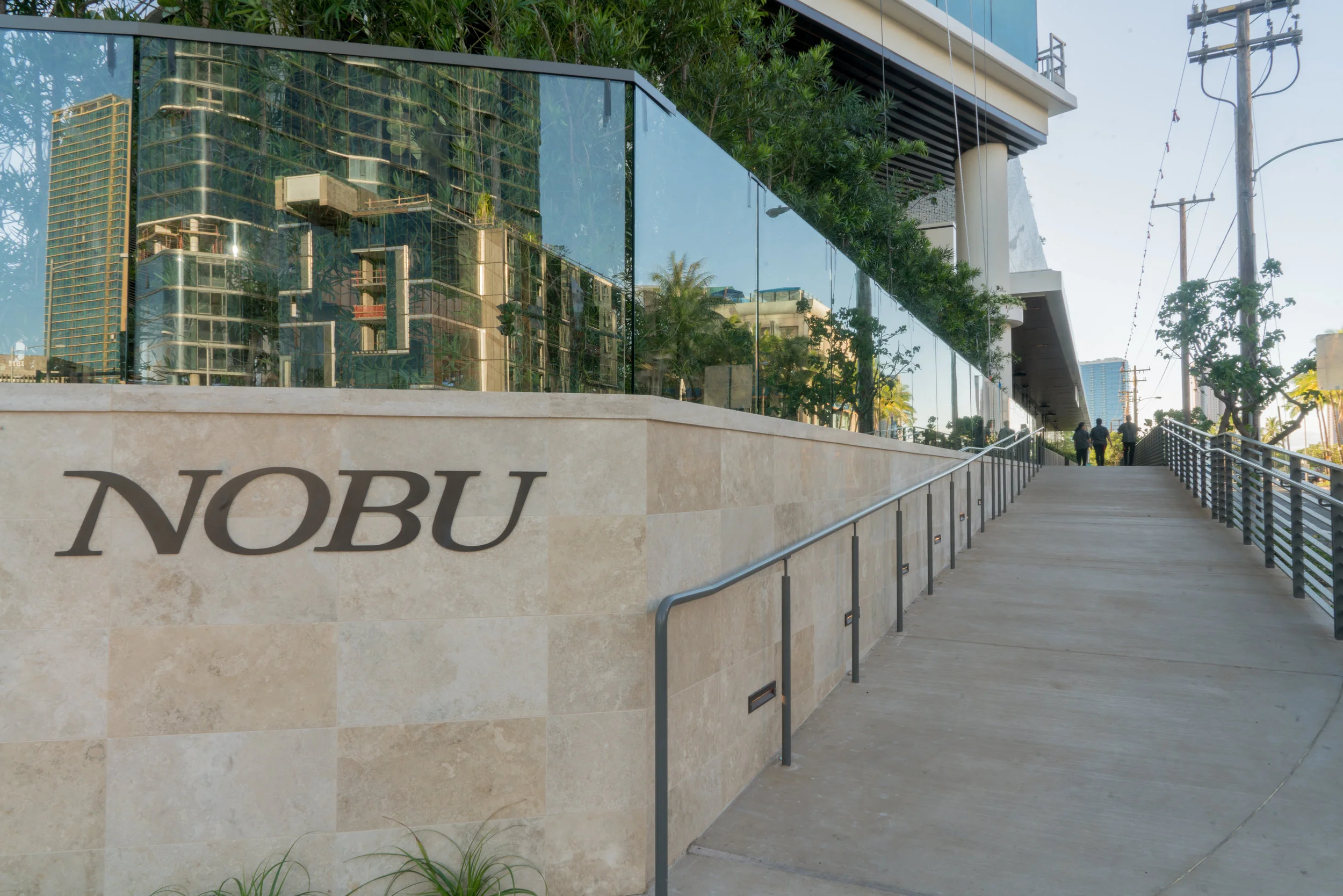 Nobu Honolulu Open-Air Bar & Lounge. Photo credit: Nobu Honolulu