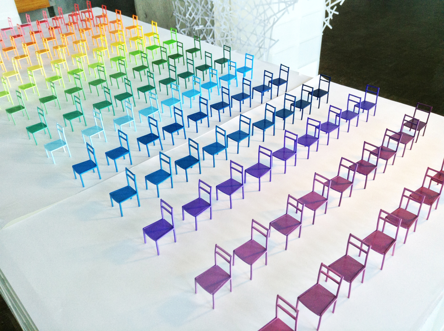 7_emmanuelle_moureaux_100colors_labo.JPG