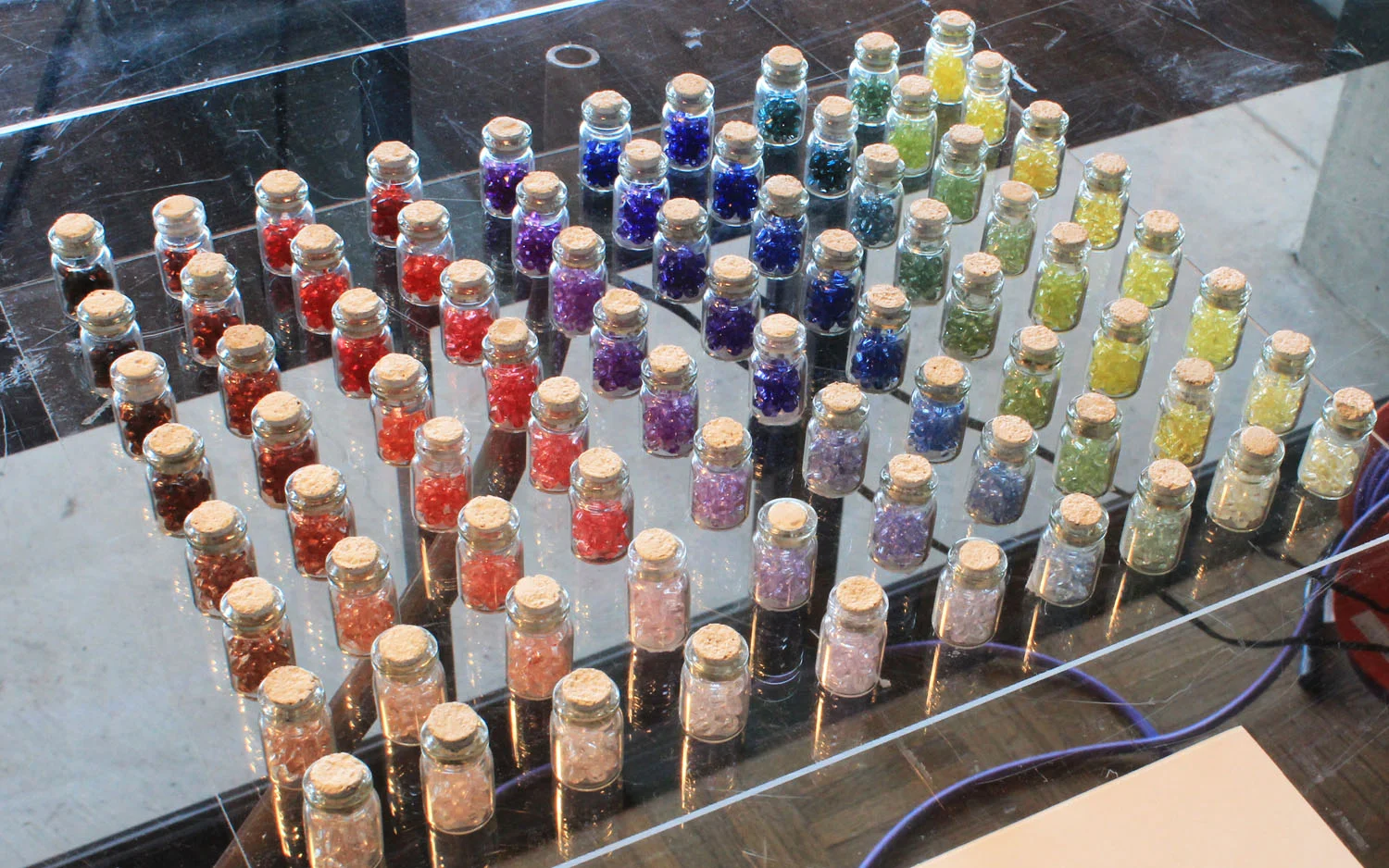 41_emmanuelle_moureaux_100colors_lab.JPG