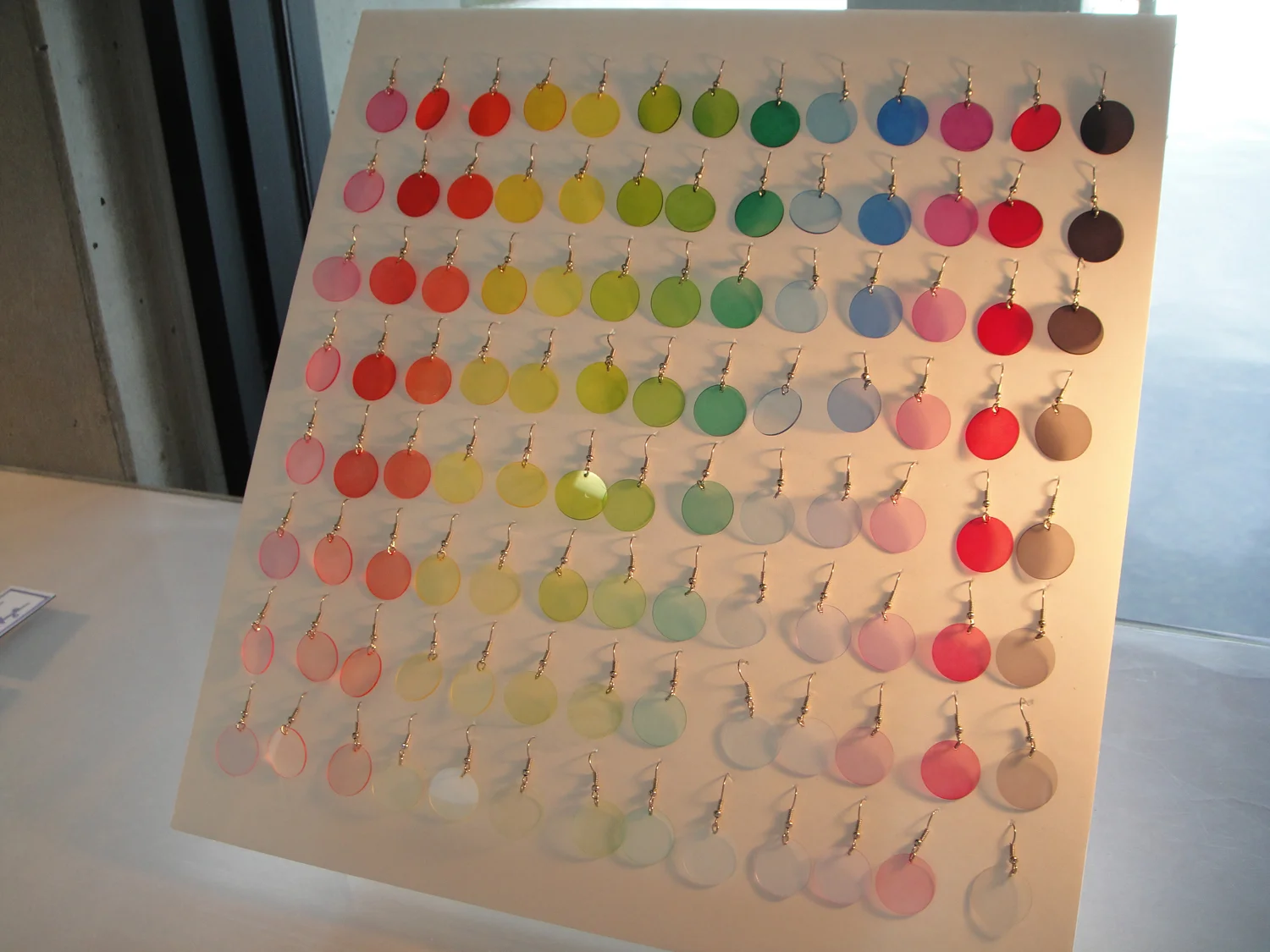 18_emmanuelle_moureaux_100colors_lab.JPG