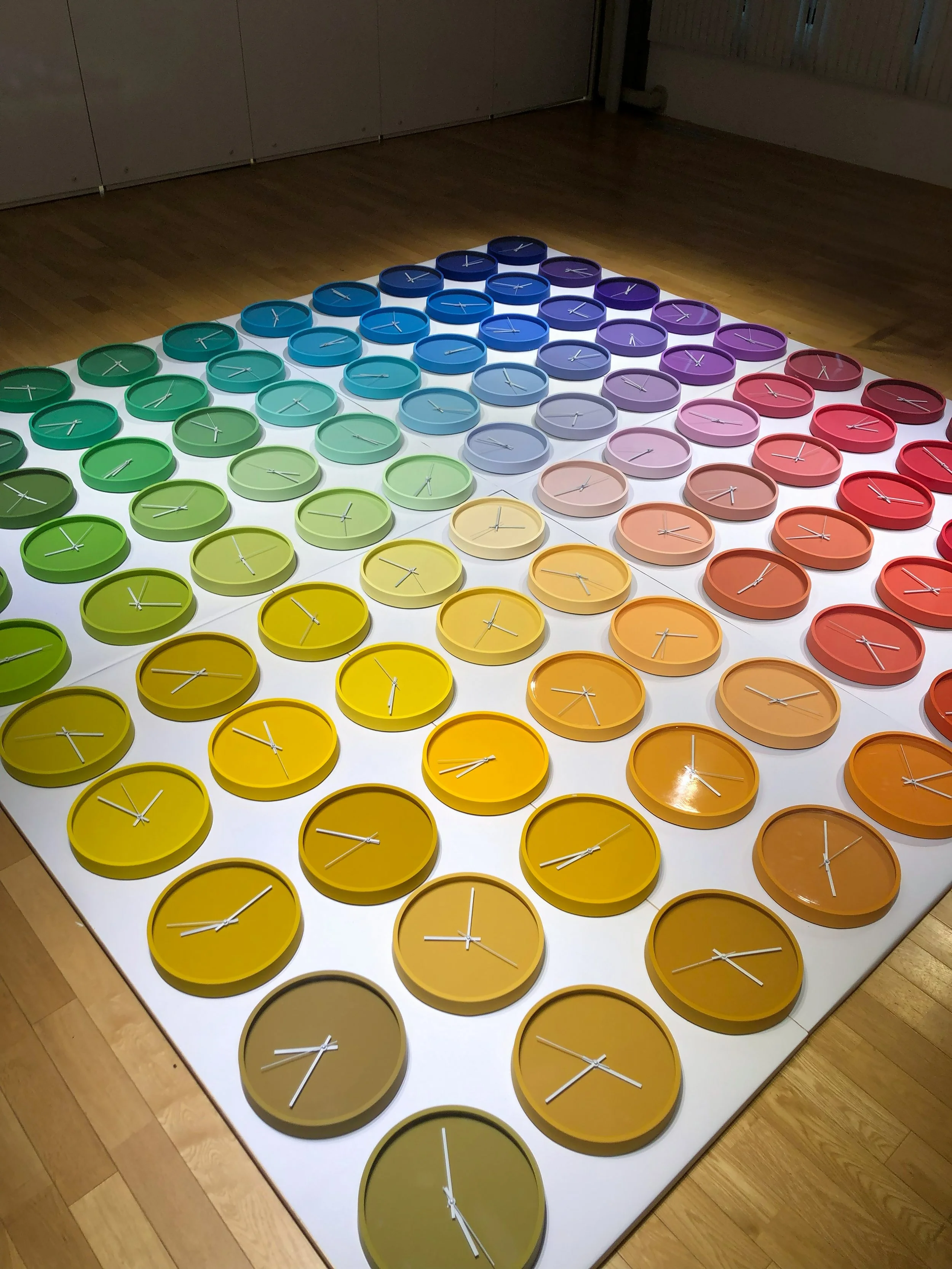 100colors-object-palettes_2022_005.jpg