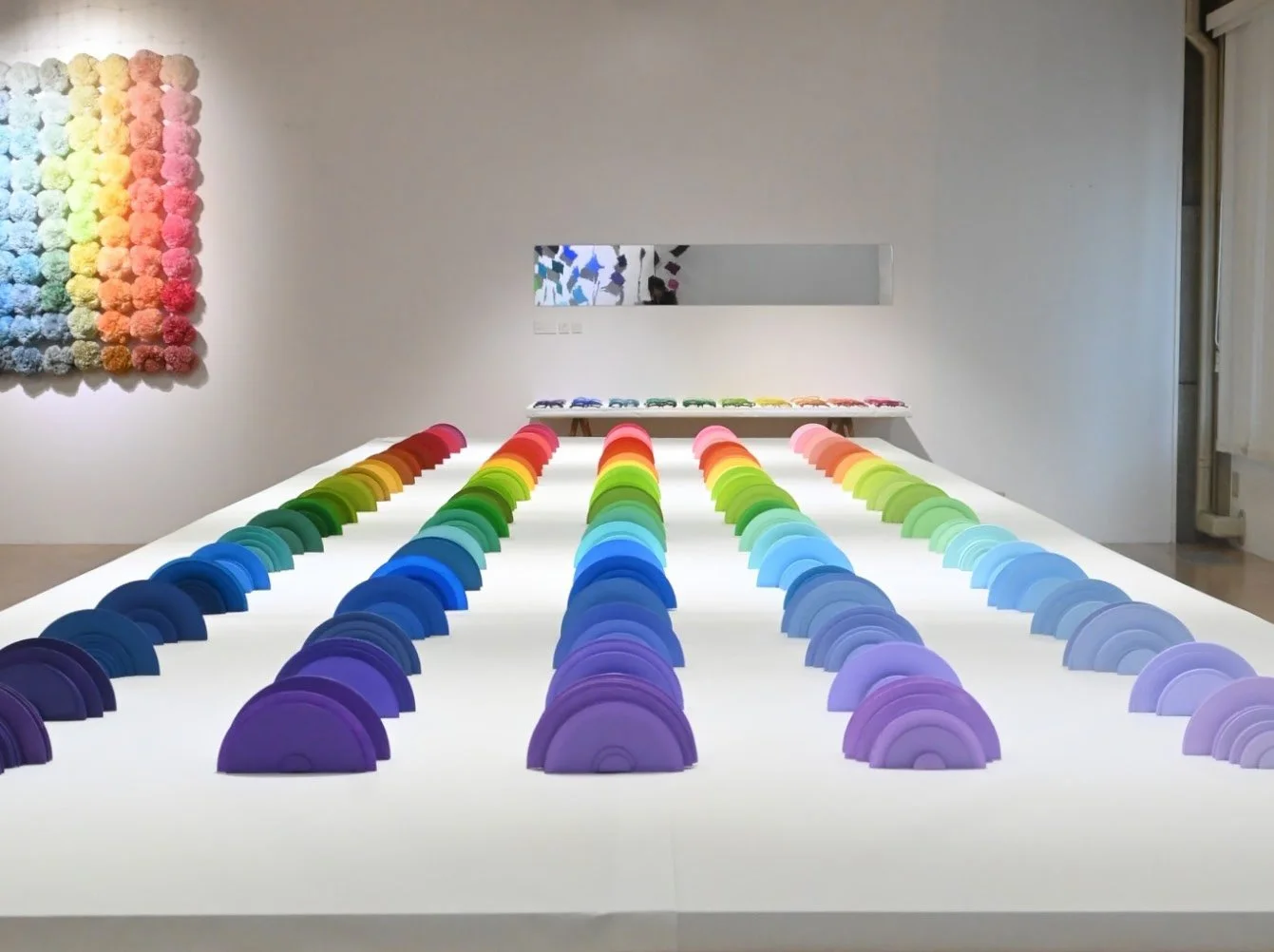 100colors-object-palettes_2025_022.jpeg