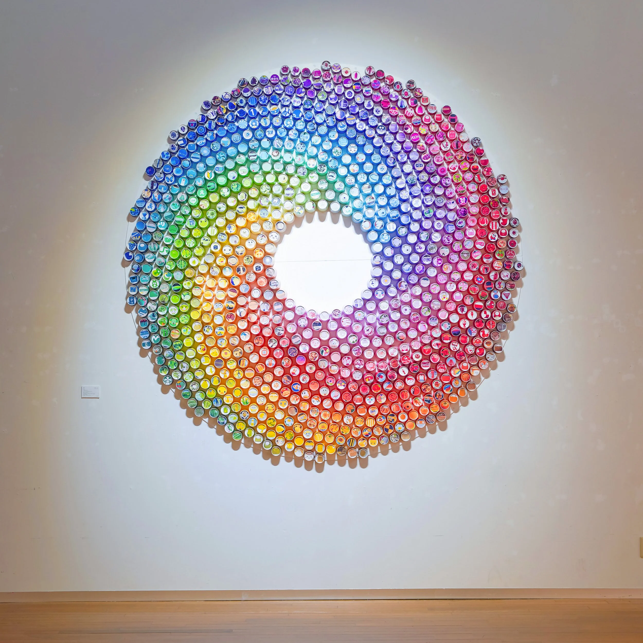 1000colors_2025_ex02_015_thumbnail.jpg