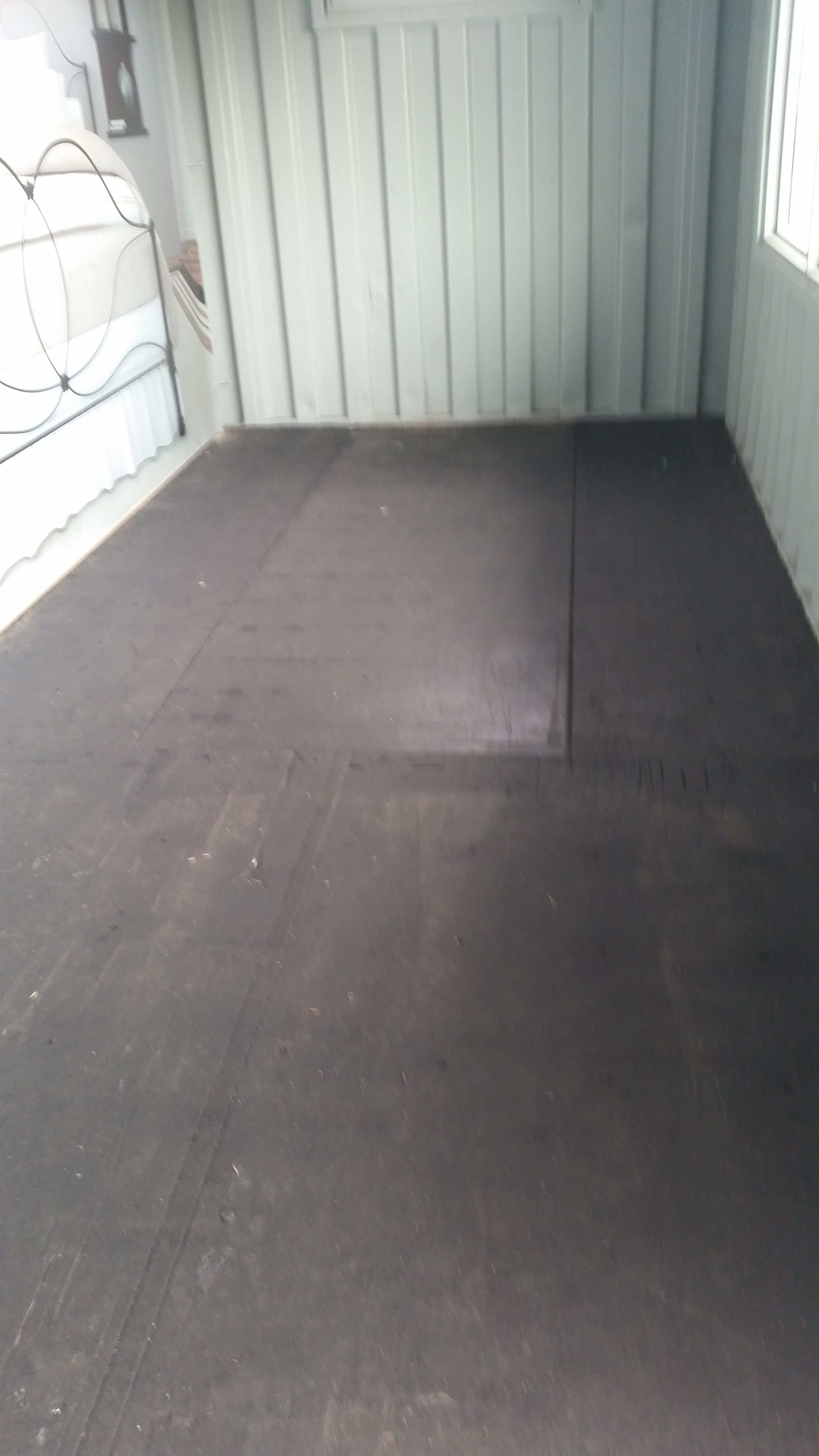 Clear epoxy floor in used container