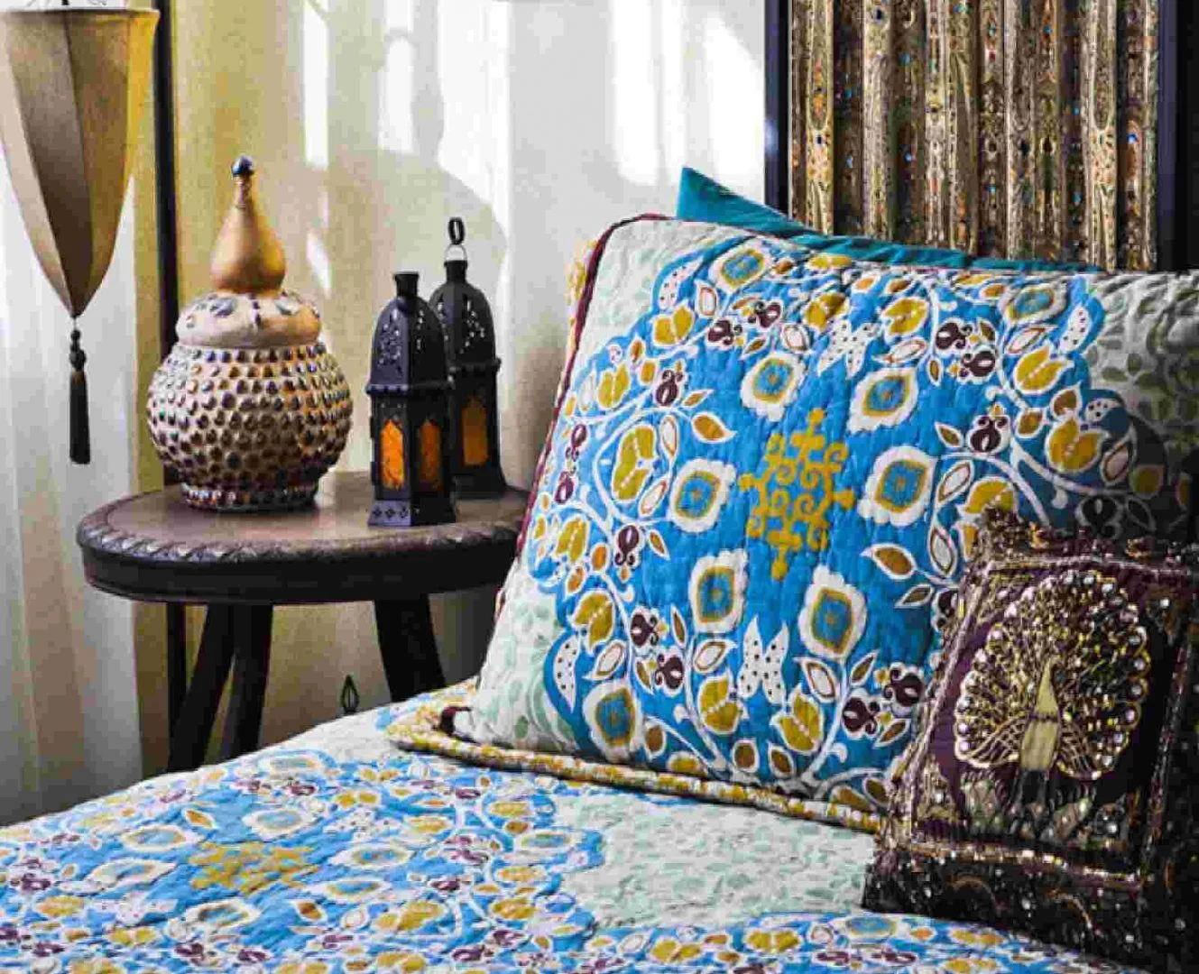 cojines-para-una-decoracion-arabe.jpg