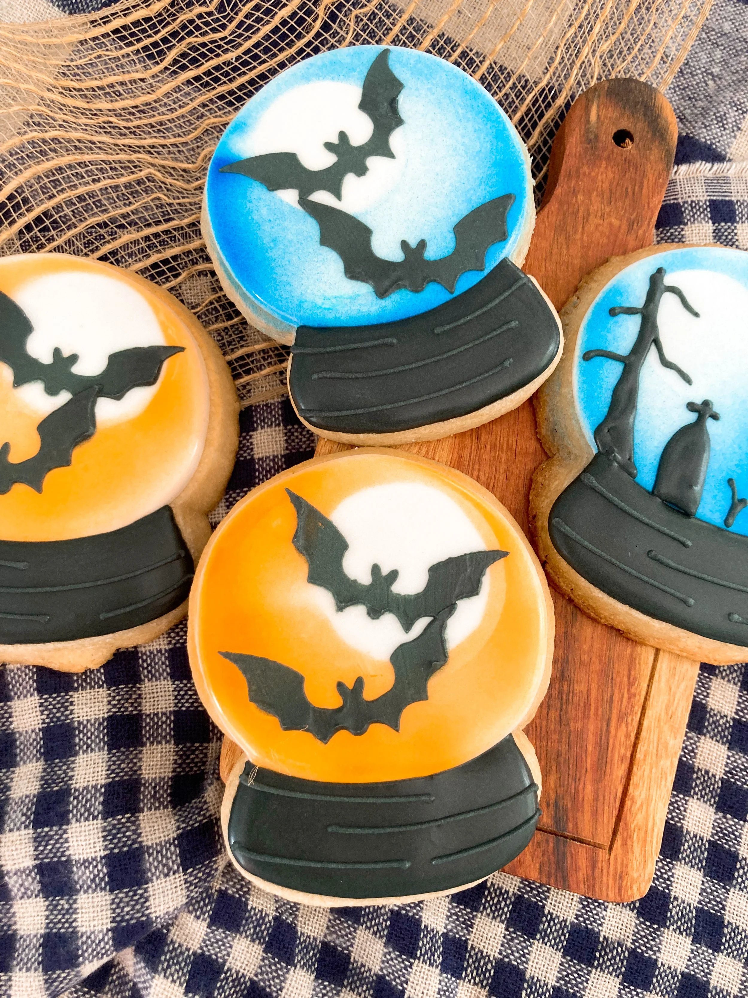 bat snowglobe.JPG (Copy)