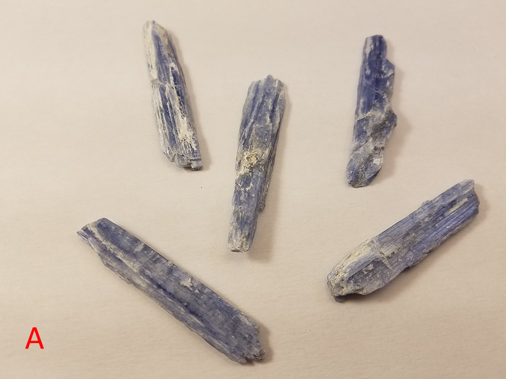 kyanite 1.jpg