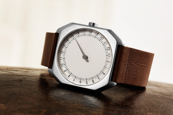 Slow Watch: not high-end, but clever!