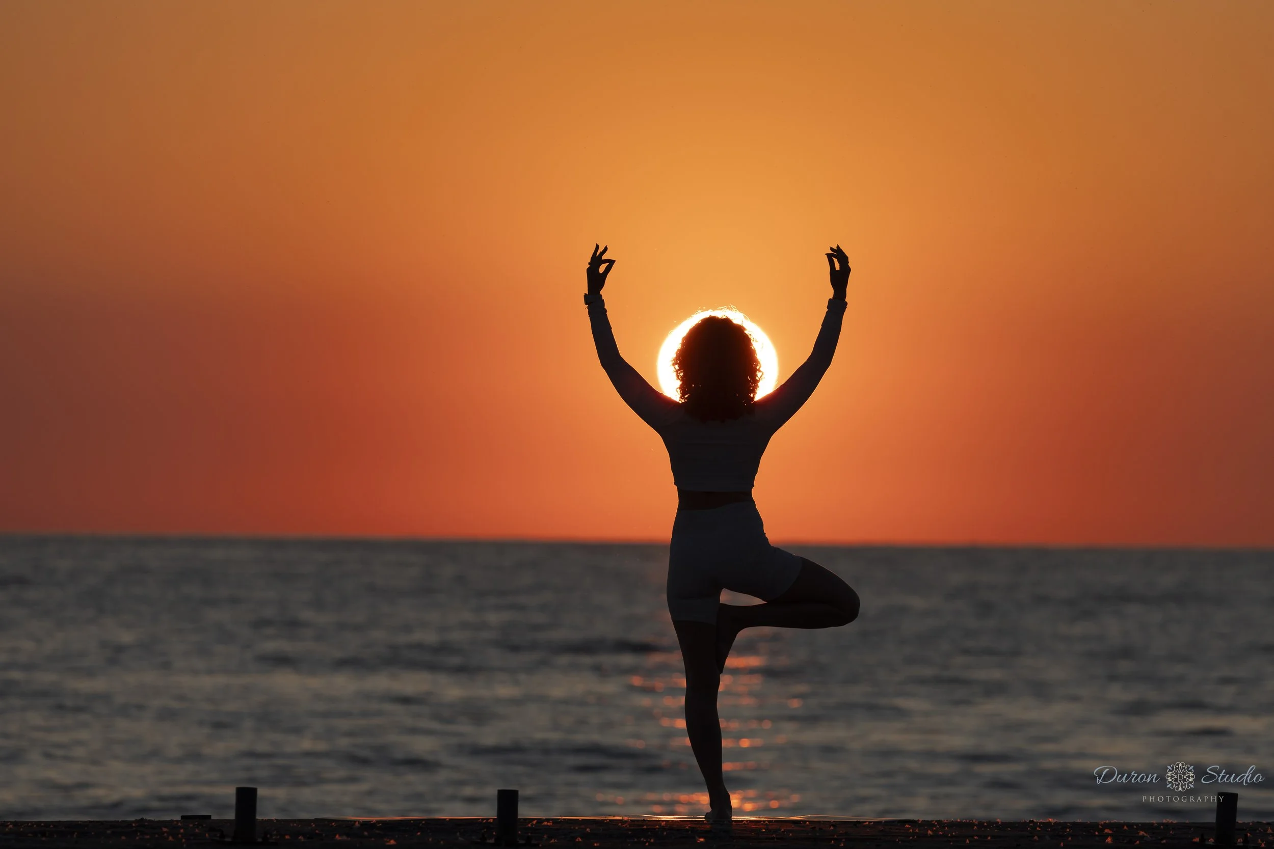 ShanniBYogaBeachChicago__0058.jpg
