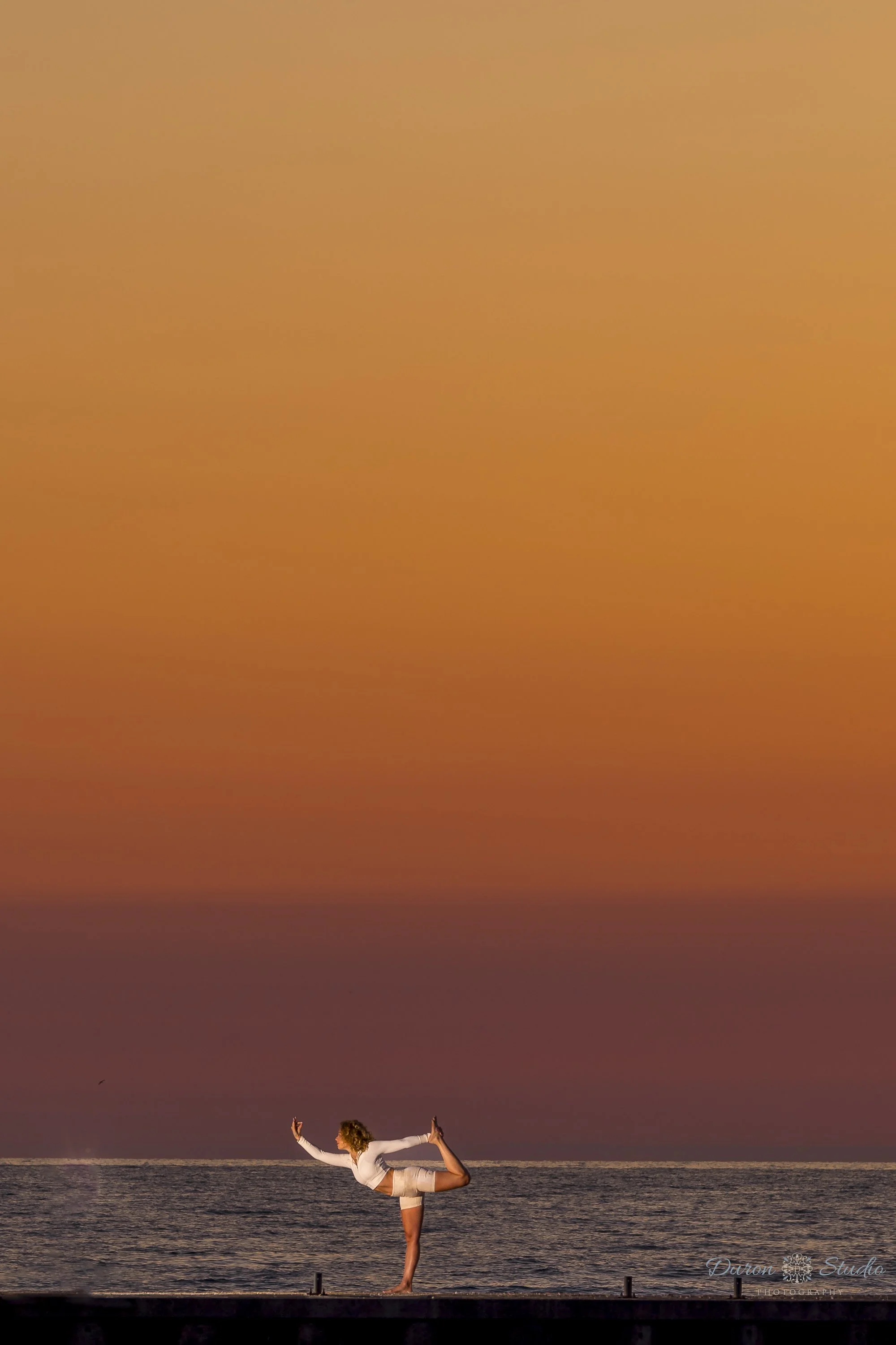ShanniBYogaBeachChicago__0014.jpg