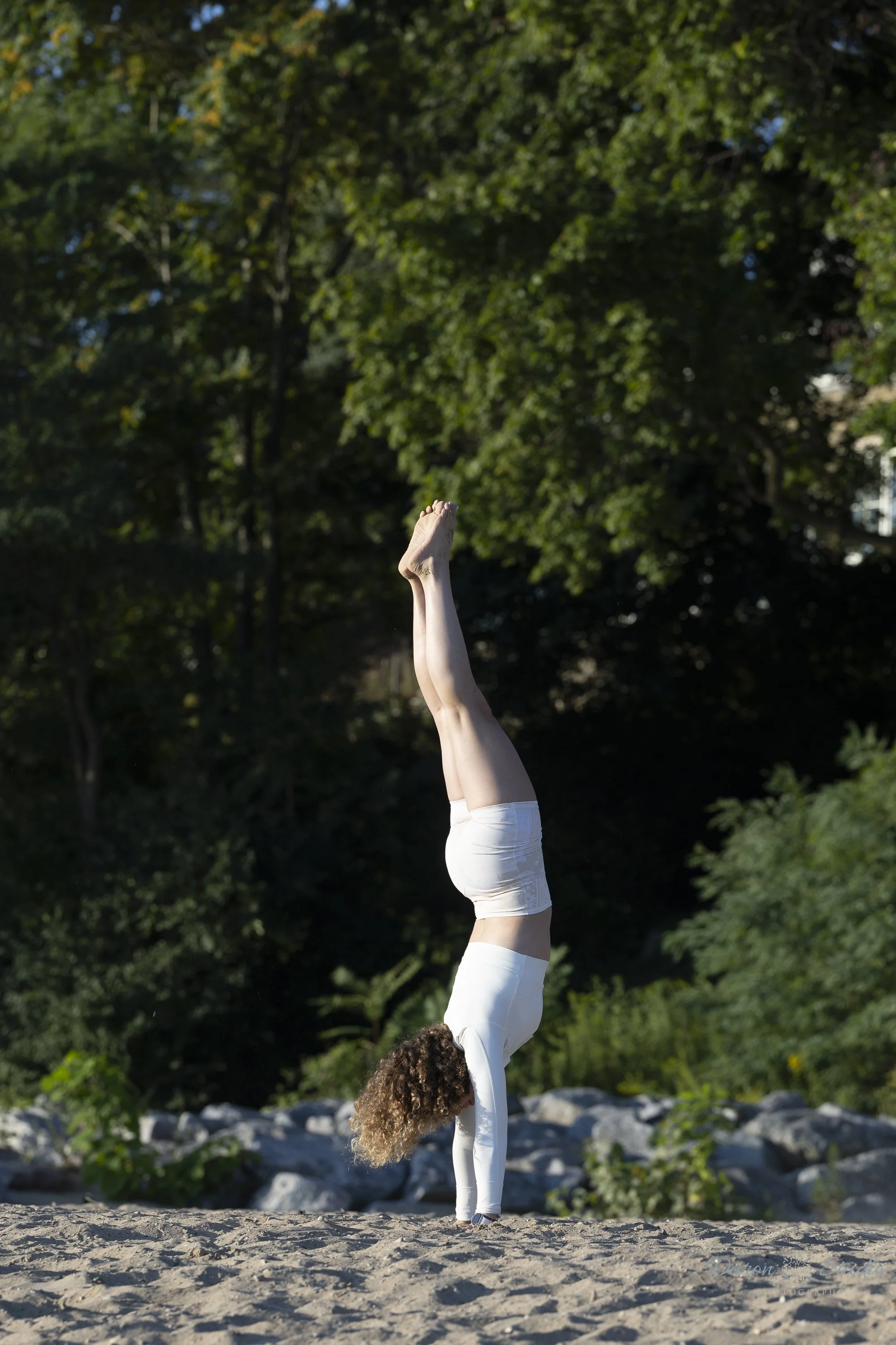 ShanniBYogaBeachChicago__0335.jpg