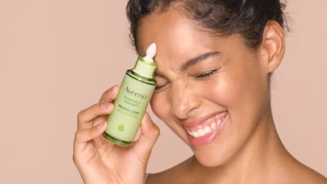 Maxglow :15 Glow Getters. Makeup Now Optional.