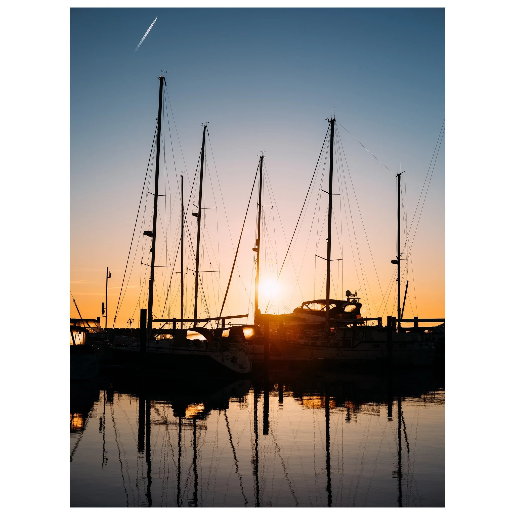 A man can be himself only so long as he is alone. 🌞

&copy; 2025, CLAUS SALL PHOTOGRAPHY
www.claussall.com
🚫 Not AI generated

Contact me on:
📞 23 90 11 69 
📧 cs@claussall.com

--------------------------------
Location : K&oslash;ge
Camera : Fuji