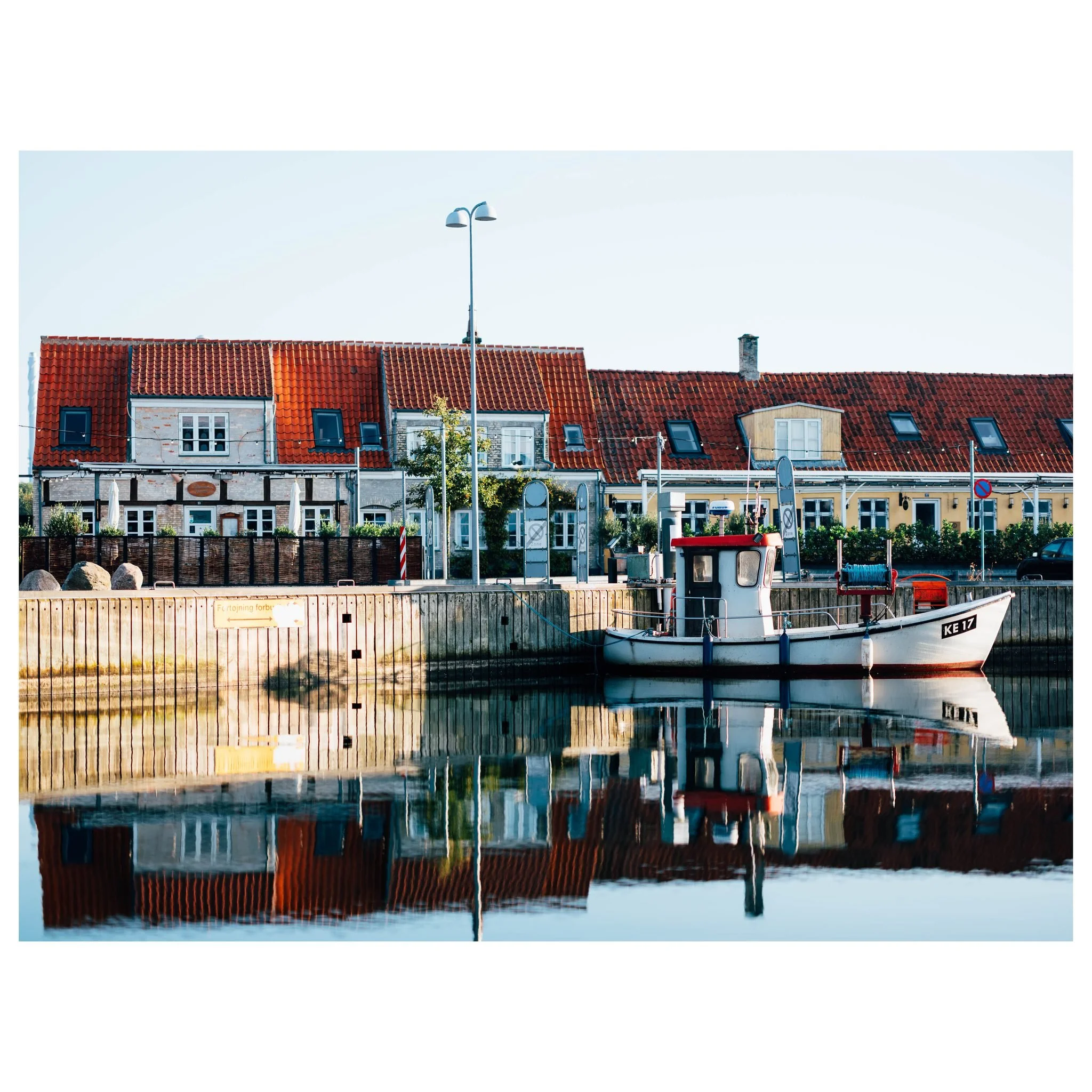 The Quiet Dawn 📸

&copy; 2025, CLAUS SALL PHOTOGRAPHY
www.claussall.com
🚫 Not AI generated

Contact me on:
📞 23 90 11 69 
📧 cs@claussall.com

--------------------------------
Location : K&oslash;ge
Camera : Fujifilm GFX 50S II
Lens : FUJINON GF 8