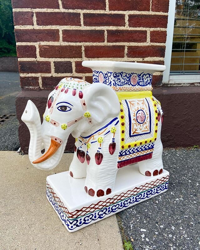 Another cutie for the Merc Open  Air Market on June 19 and 20 @maplewoodmercantile at 145 Dunnell Rd in Maplewood, NJ. Join us 10 to 5 for a festive, safe, socially distant shopping event. Mask up. Bring a picnic 🧺 for the park across the street, re