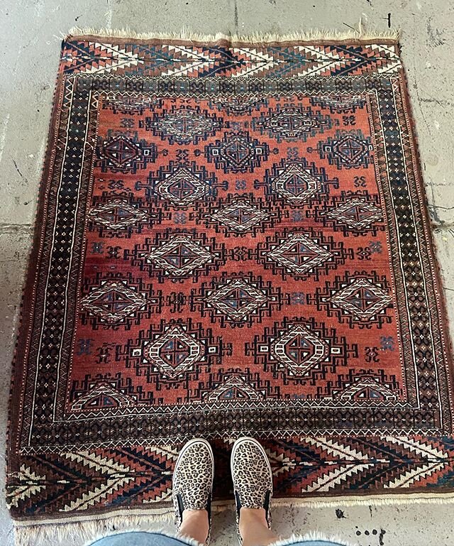 New beauty for the shop! Early 20th century hand-knotted wool Bokhara rug in shades of ochre, ivory, black, and teal. Dims: 47&rdquo;w x 57&rdquo;l @salvagestylenj. Hours are 10-5 Friday through Sunday this week. We&rsquo;ll do a combo indoor/outdoor