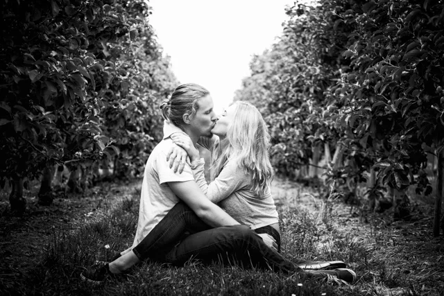 Paige&Zeke LOVE-38.jpg