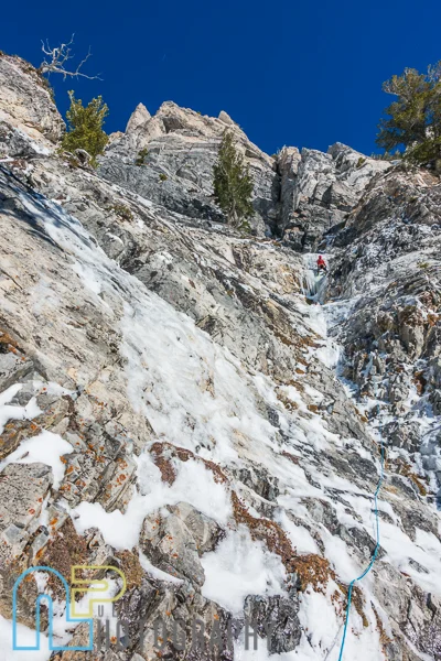 Chris Thomas on the fun alpine ice of P5.