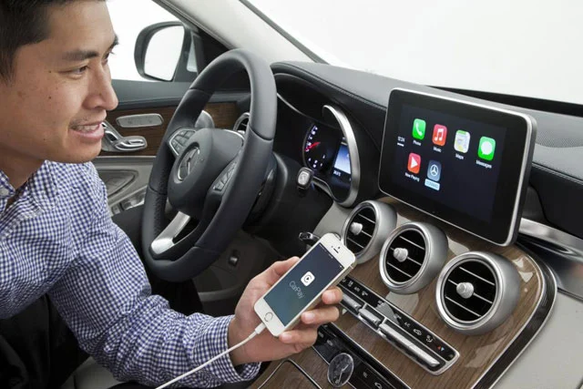 Apple finally enters the automotive world with CarPlay