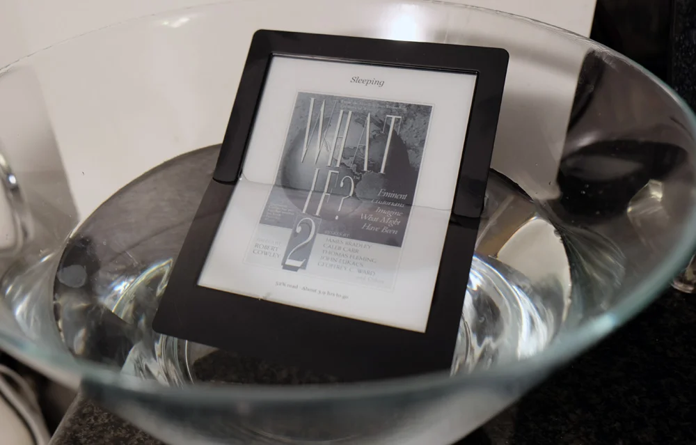 Review: Kobo Aura H2O is eReading with a splash of water
