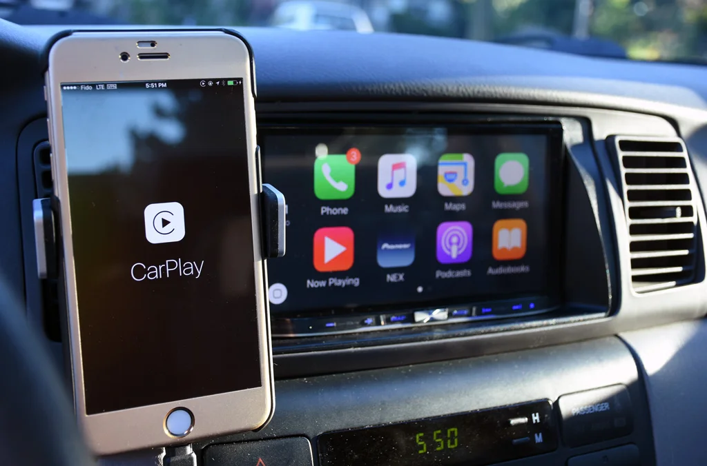 Apple CarPlay review