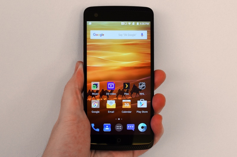 ZTE Axon review