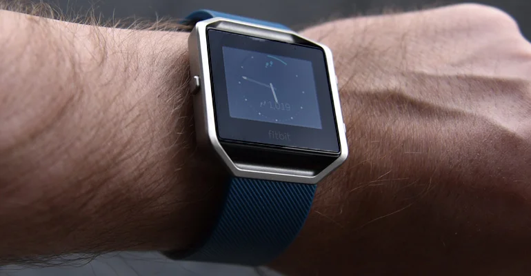 Review: Fitbit Blaze tries to ‘fit in’ everywhere