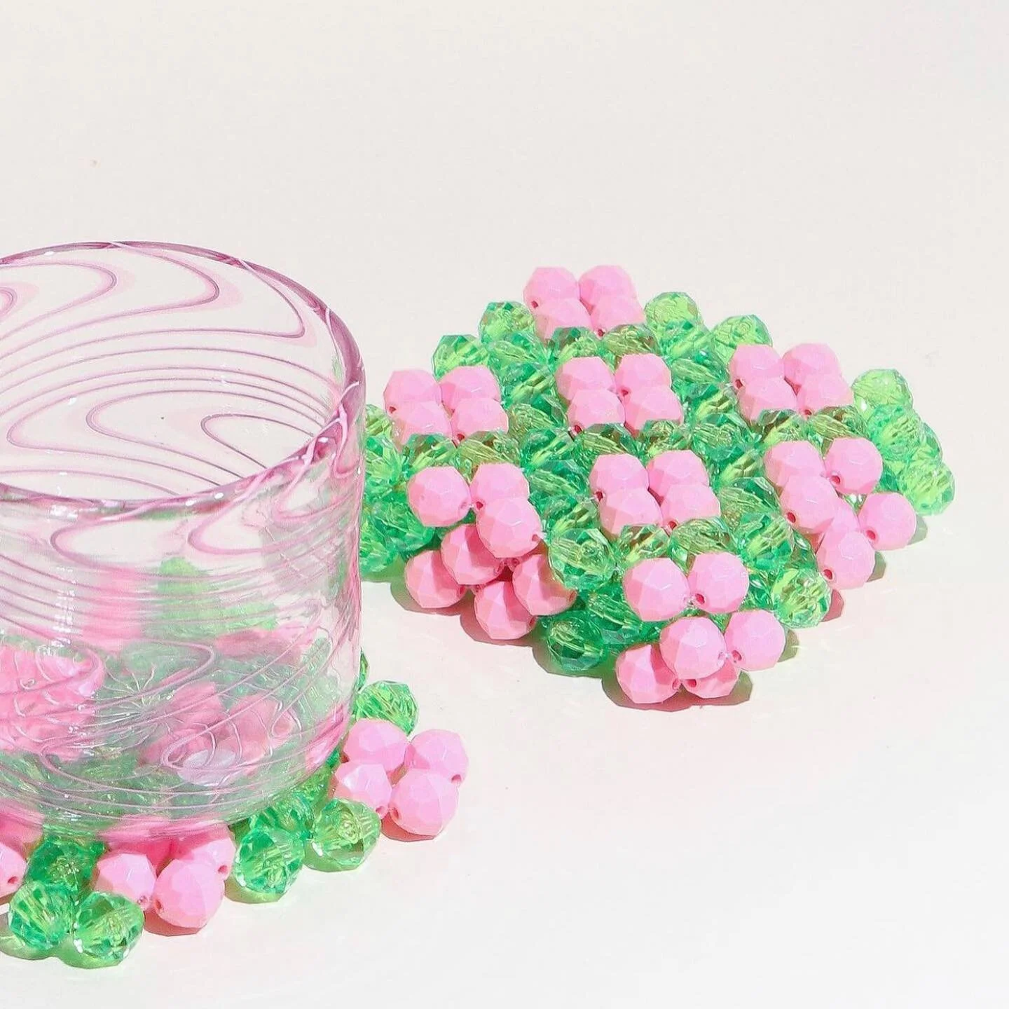 Add some bling to entertaining at your home with @annalearnsthings beaded coasters! 🥂 #makersgonnamake #makers #seattlemade #annalearnsthings #fremontsundaymarket #shopsmall #bipocmakers #femaleentrepreneur #streetmarket #seattle #publicmarket