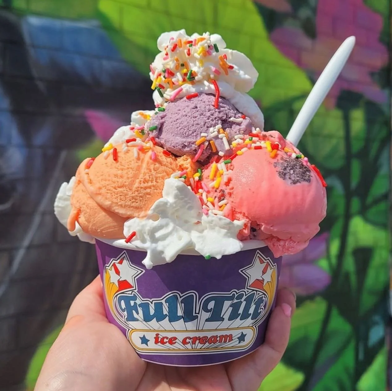 We&rsquo;re throwing one more summery vibes pop-up on Sunday, Sept. 18th with an Ice Cream Social! Catch @fticecream @sweetwheels_seattle @sweetalchemyseattle @mikesshaveice @cosmic and more in our food court! #seattleats #seattlepopup #shopsmall #ic