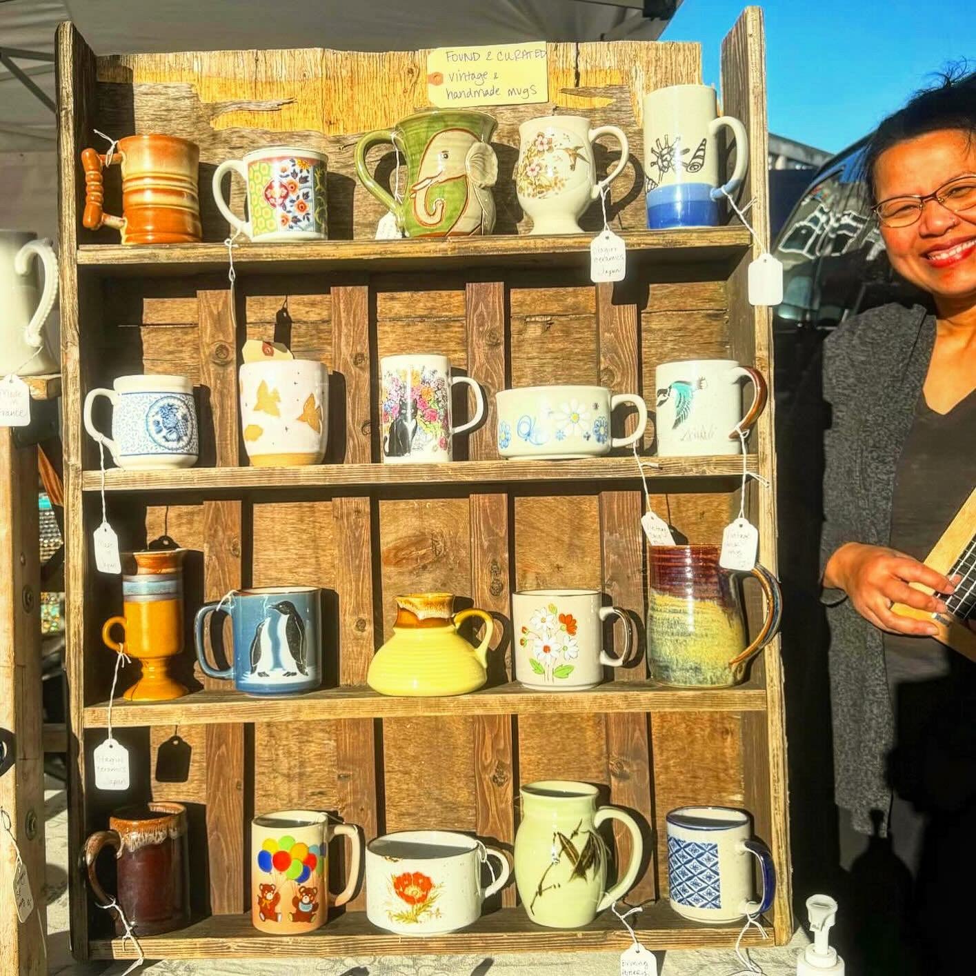 Looking for a fun new mug to add to your collection? Catch @teal.moonbeam curbside! #fleamarket #fremontsundaymarket #shopsmall #seattlefunevents #retailtherapy
