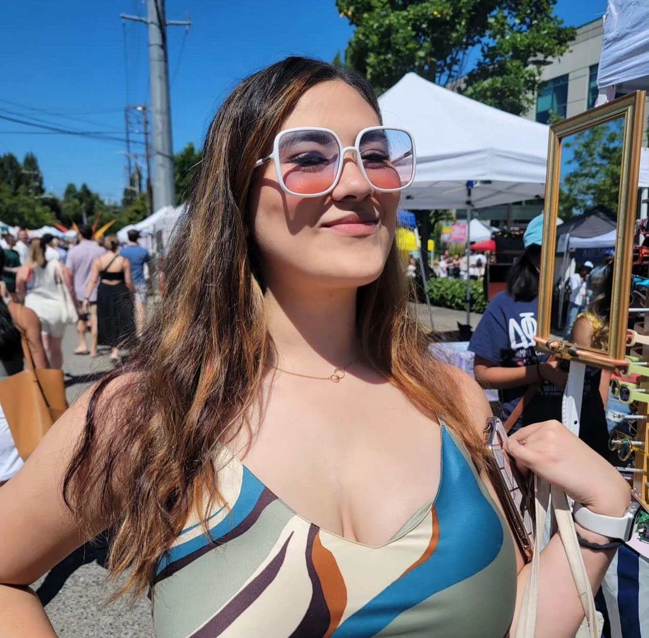 Summer shades season is officially here! Come swing by @sunwinkseattle this Sunday for the best deal in town and some summery vibes! #fleamarket #fremontsundaymarket