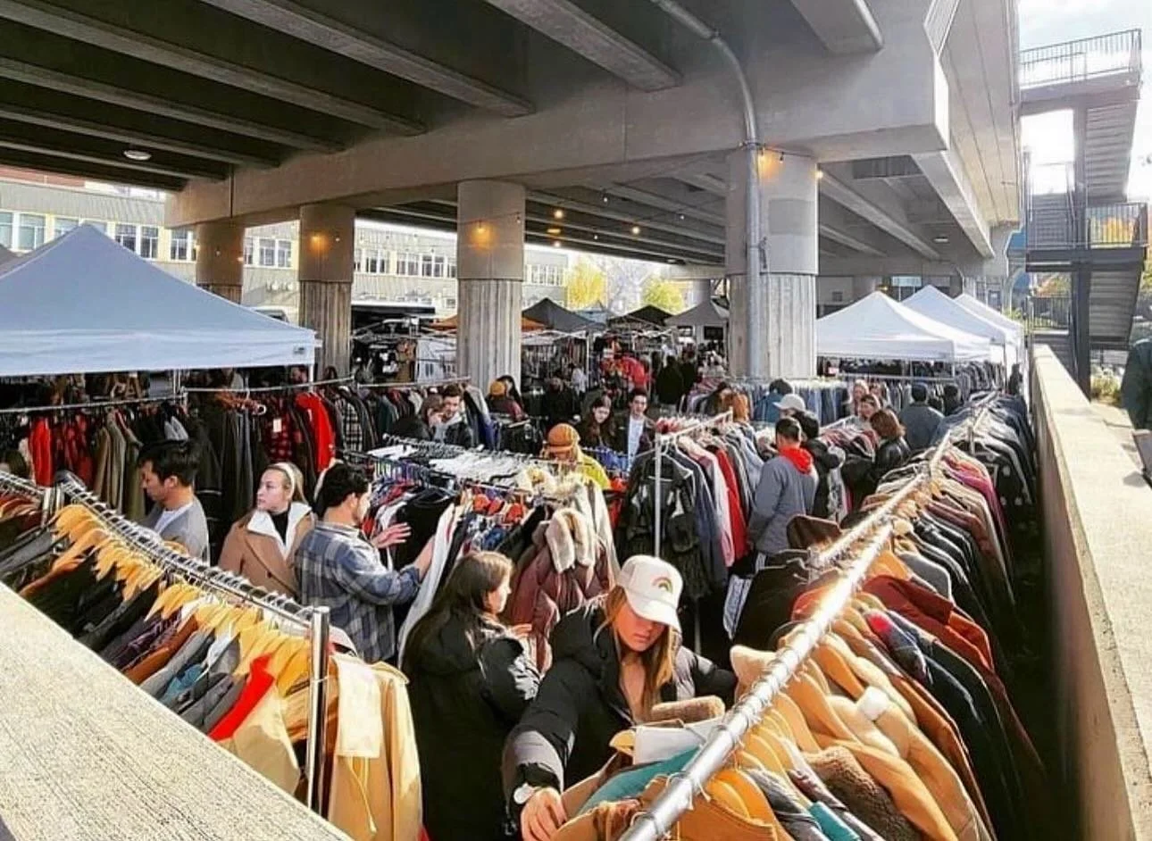 SAVE THE DATE: Mark your calendars for Sunday, November 3rd for the move from 34th for our Winter Market season down under at the @fremontbridgemarket to keep us all dry and warm with 🔥 patio heaters 🔥 for the holiday shopping season! We&rsquo;ll c