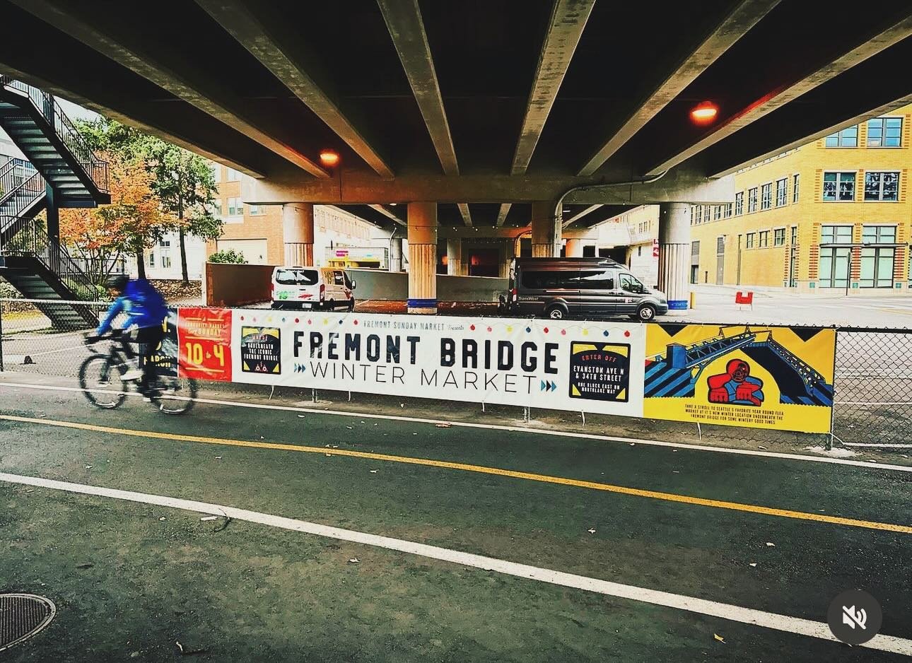 It&rsquo;s back weekly and our winter bridge location is Instagram official at @fremontbridgemarket now, so give it a follow for upcoming pop-ups by @hangar30_flea &amp; @seattlenightmarkets all year long. We&rsquo;re thrilled to be back at our 💯 co
