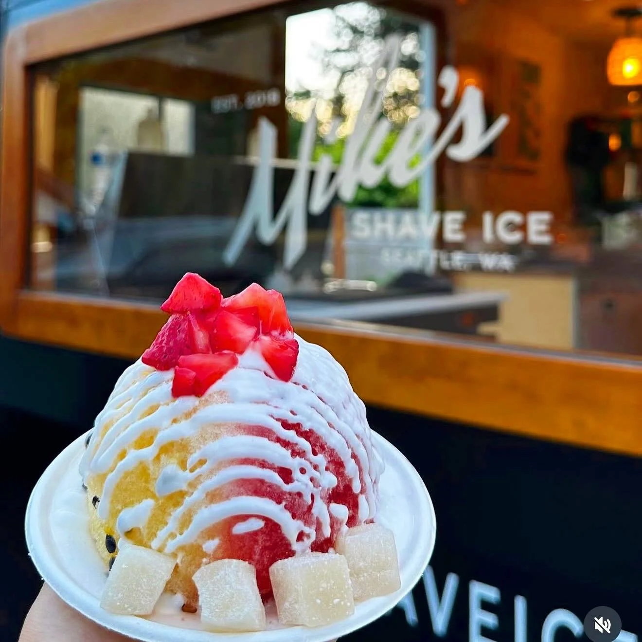 It&rsquo;s Easter weekend 🐰 at the @fremontsundaymarket ! We can&rsquo;t wait to celebrate with you all curbside with our friends at @mikesshaveice that&rsquo;s popping up in our food court from 10-4pm on 34th/Canal Street along the Fremont Canal!