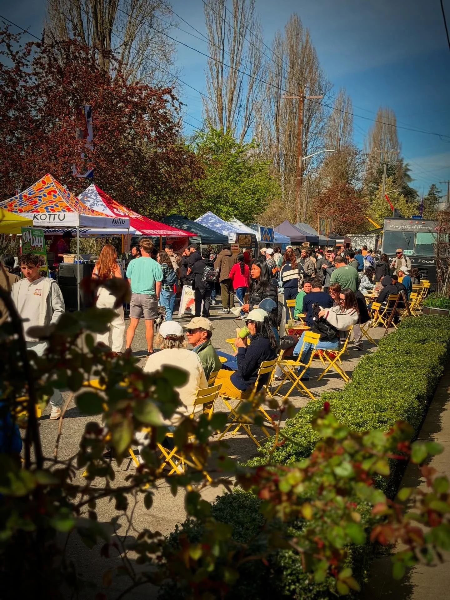 Brunch just got even better on Canal Street with table service - just look for the yellow cafe tables courtesy of @the_fremont_social ✨

We&rsquo;re excited to share that our wonderful neighbors at The Fremont Social are now offering weekly brunch wi