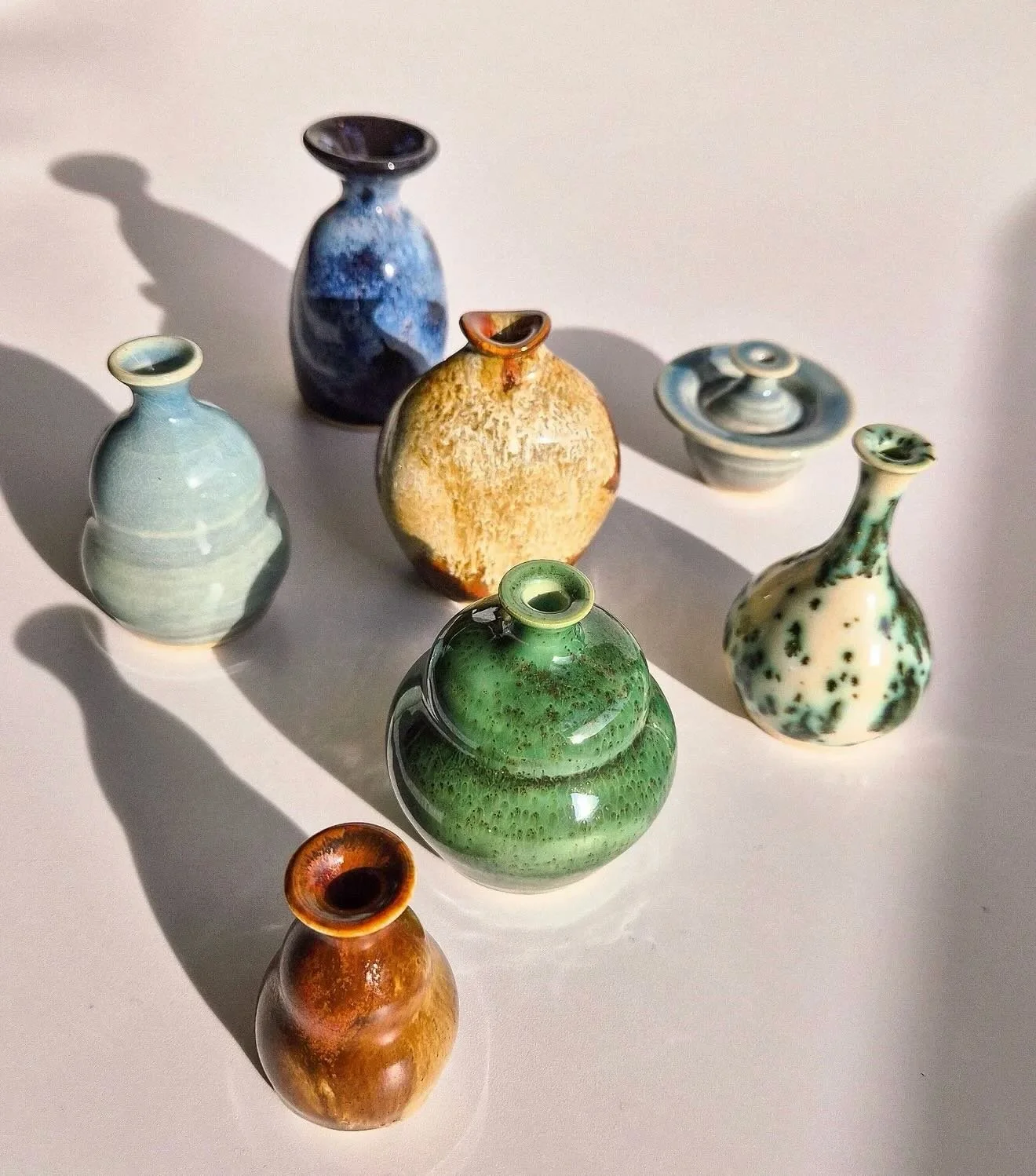 Discover local artists that are new to our market; @one.off.ceramics today along Canal Street with views of the water. Give them a follow to learn more about their story.