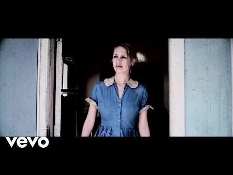 Noel Gallagher's High Flying Birds - AKA... What A Life!