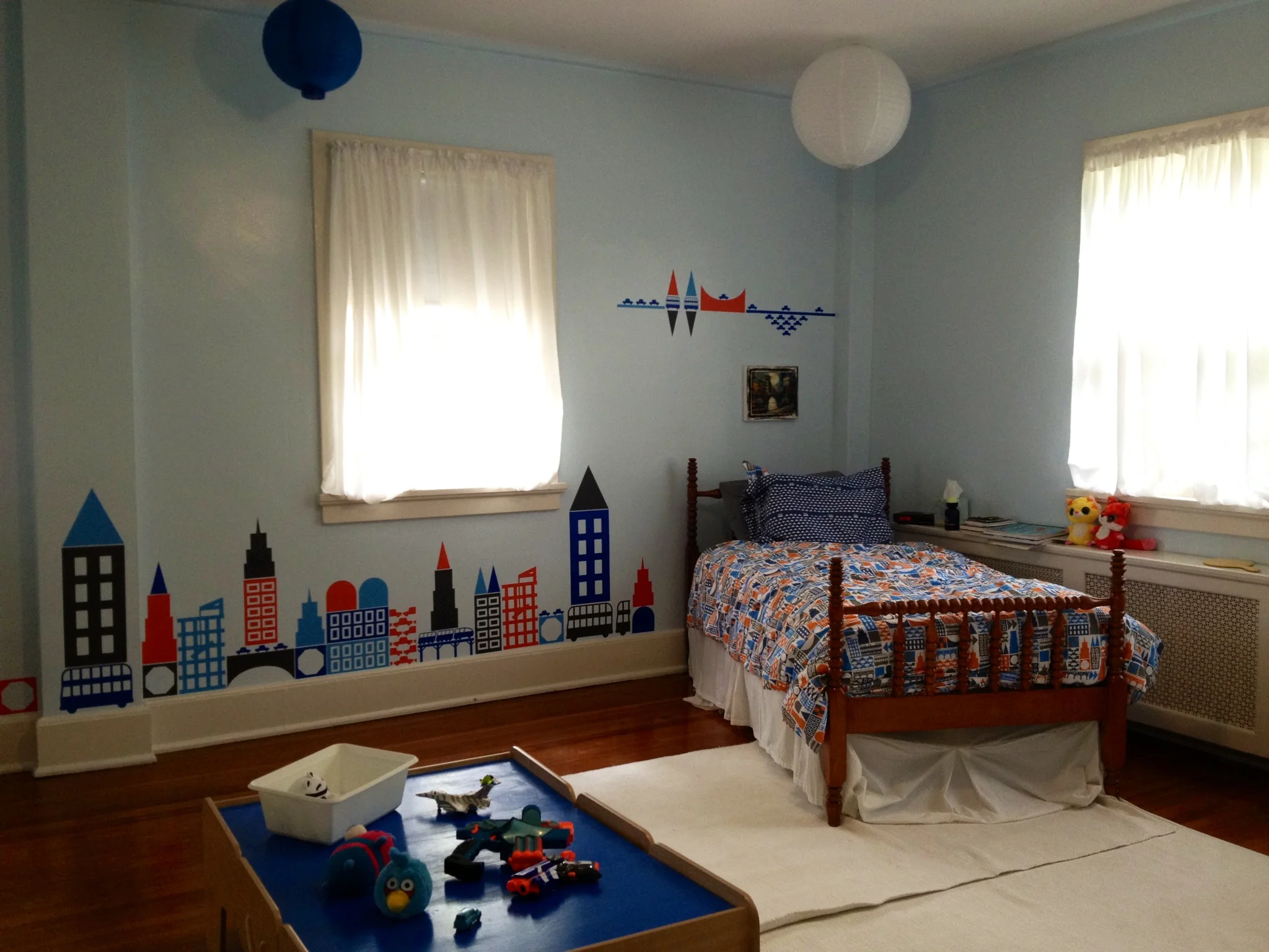 la la room.JPG